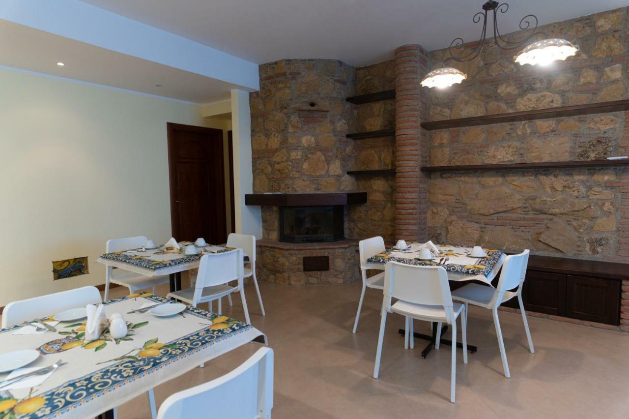 Marty Luxury B&B Калатабиано Екстериор снимка