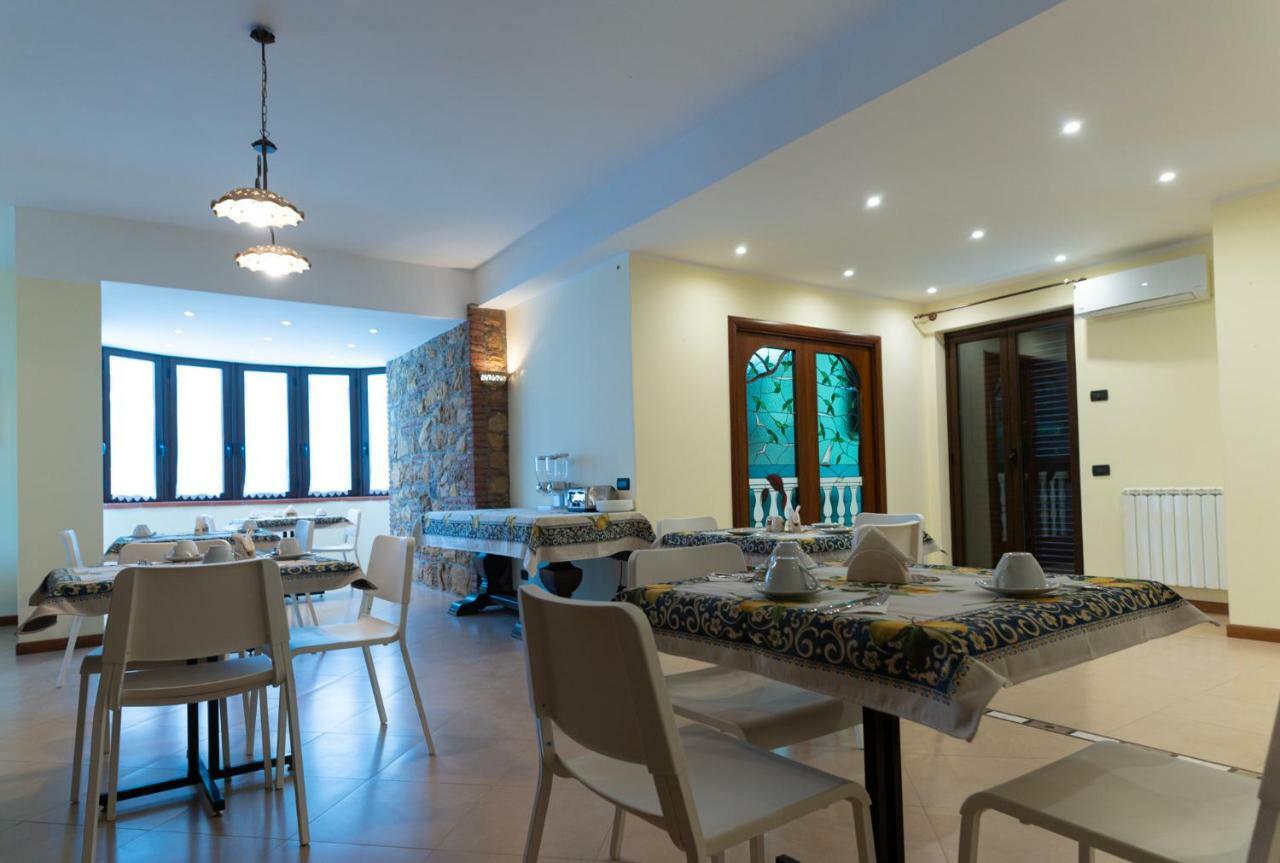 Marty Luxury B&B Калатабиано Екстериор снимка